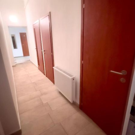 Vivien Apartment Budapest Exterior foto